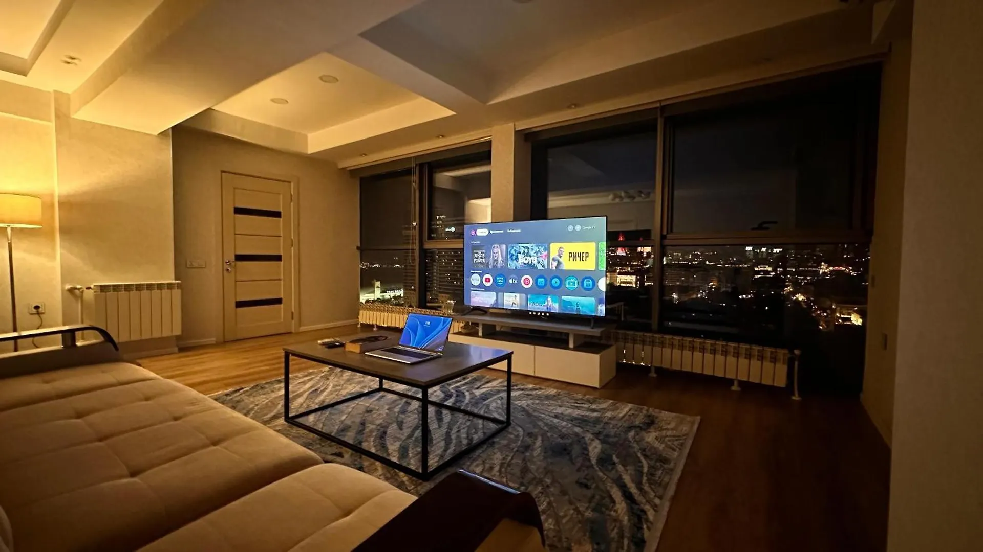 F1 Track View By Bakuapart Apartment